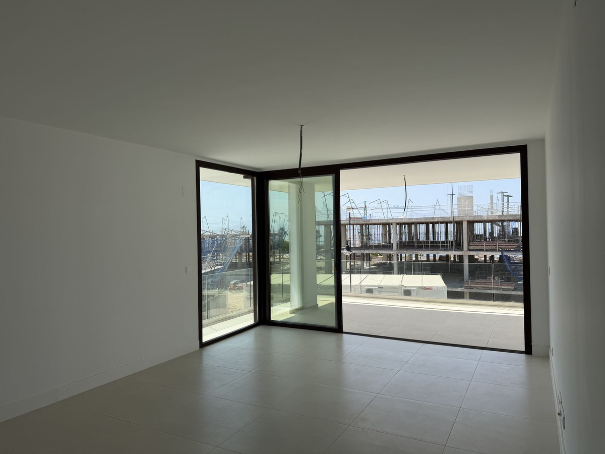 3 Bed Apartment for sale in Fuengirola Costa Del Sol, Málaga, Spain