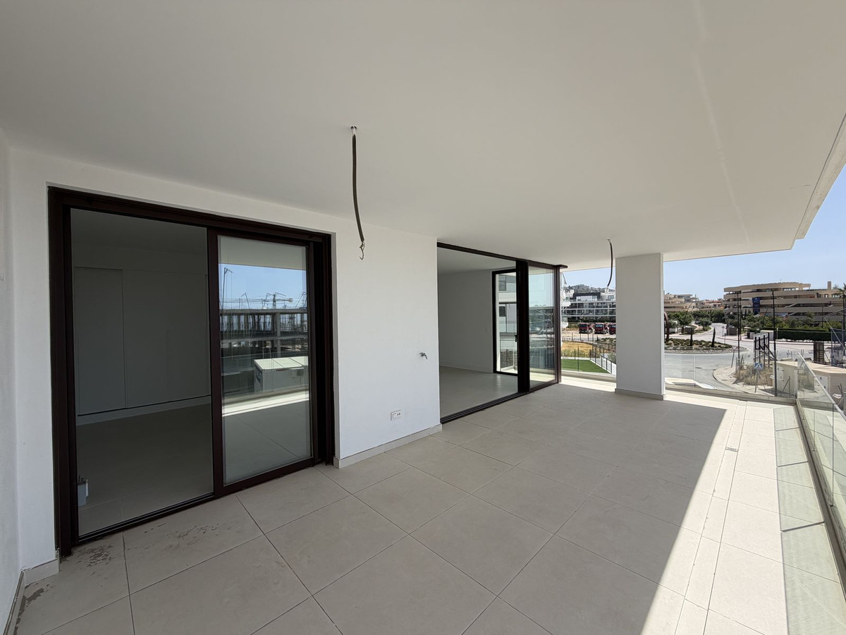 3 Bed Apartment for sale in Fuengirola Costa Del Sol, Málaga, Spain