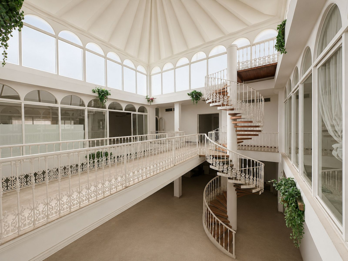 24 Bed Commercial unit for sale in Riviera Del Sol Costa Del Sol, Málaga, Spain