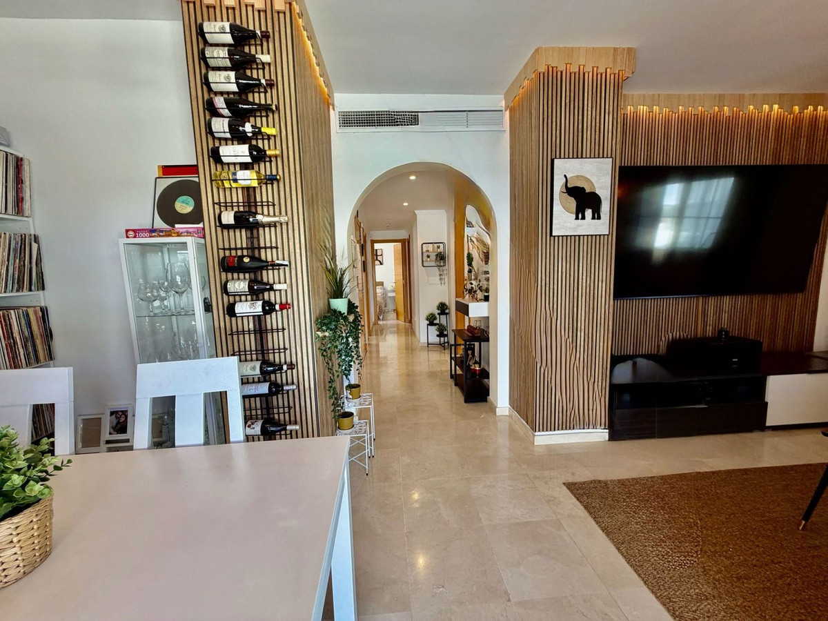 2 Bed Apartment for sale in Benalmadena Costa Del Sol, Málaga, Spain