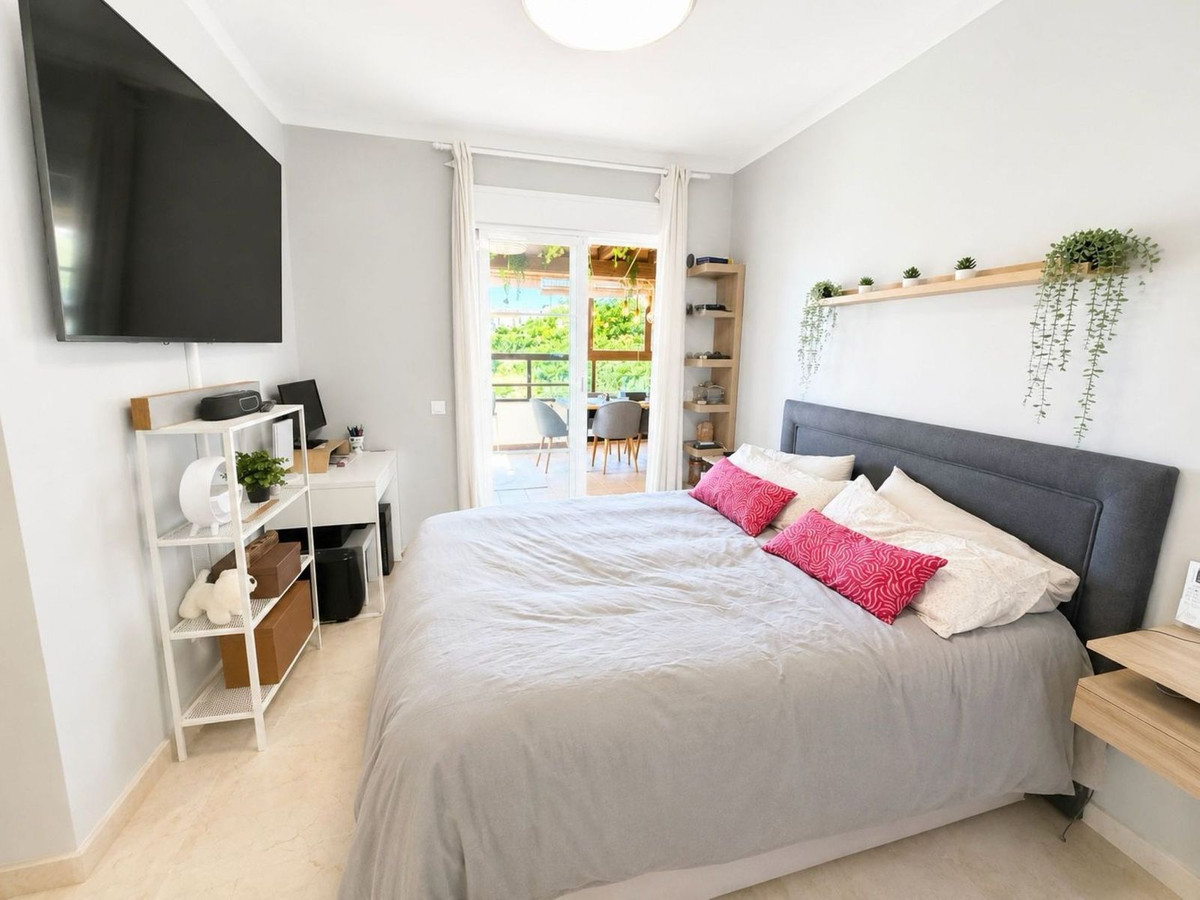 2 Bed Apartment for sale in Benalmadena Costa Del Sol, Málaga, Spain