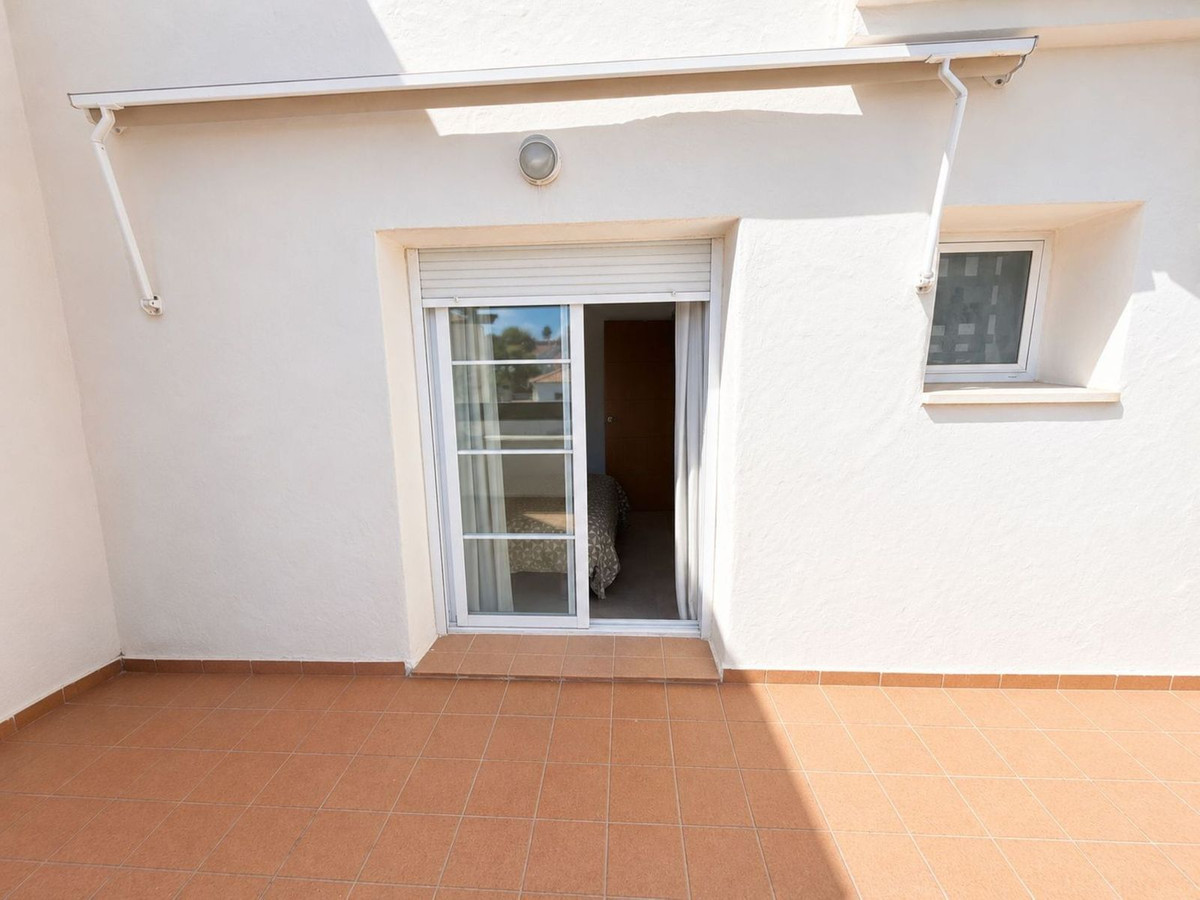 2 Bed Apartment for sale in Benalmadena Costa Del Sol, Málaga, Spain