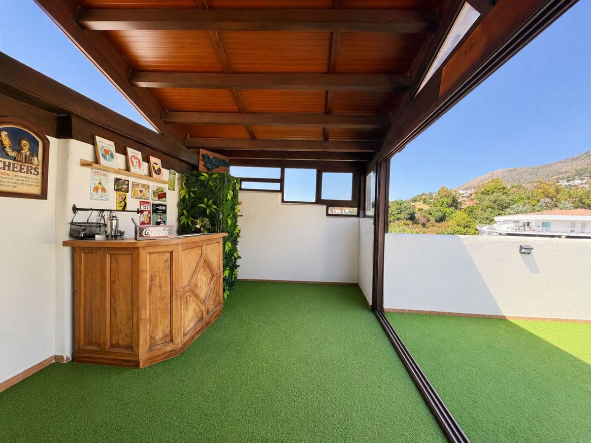 2 Bed Apartment for sale in Benalmadena Costa Del Sol, Málaga, Spain