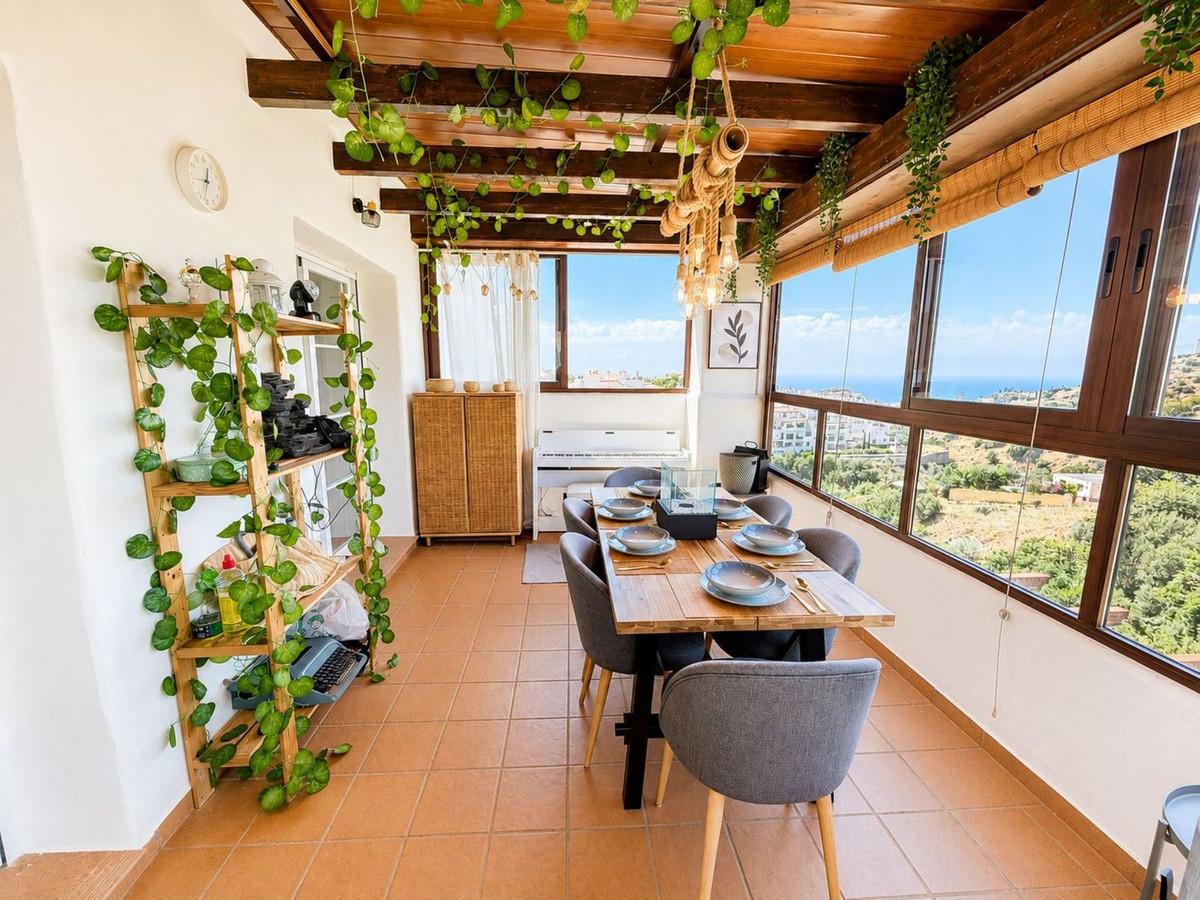 2 Bed Apartment for sale in Benalmadena Costa Del Sol, Málaga, Spain