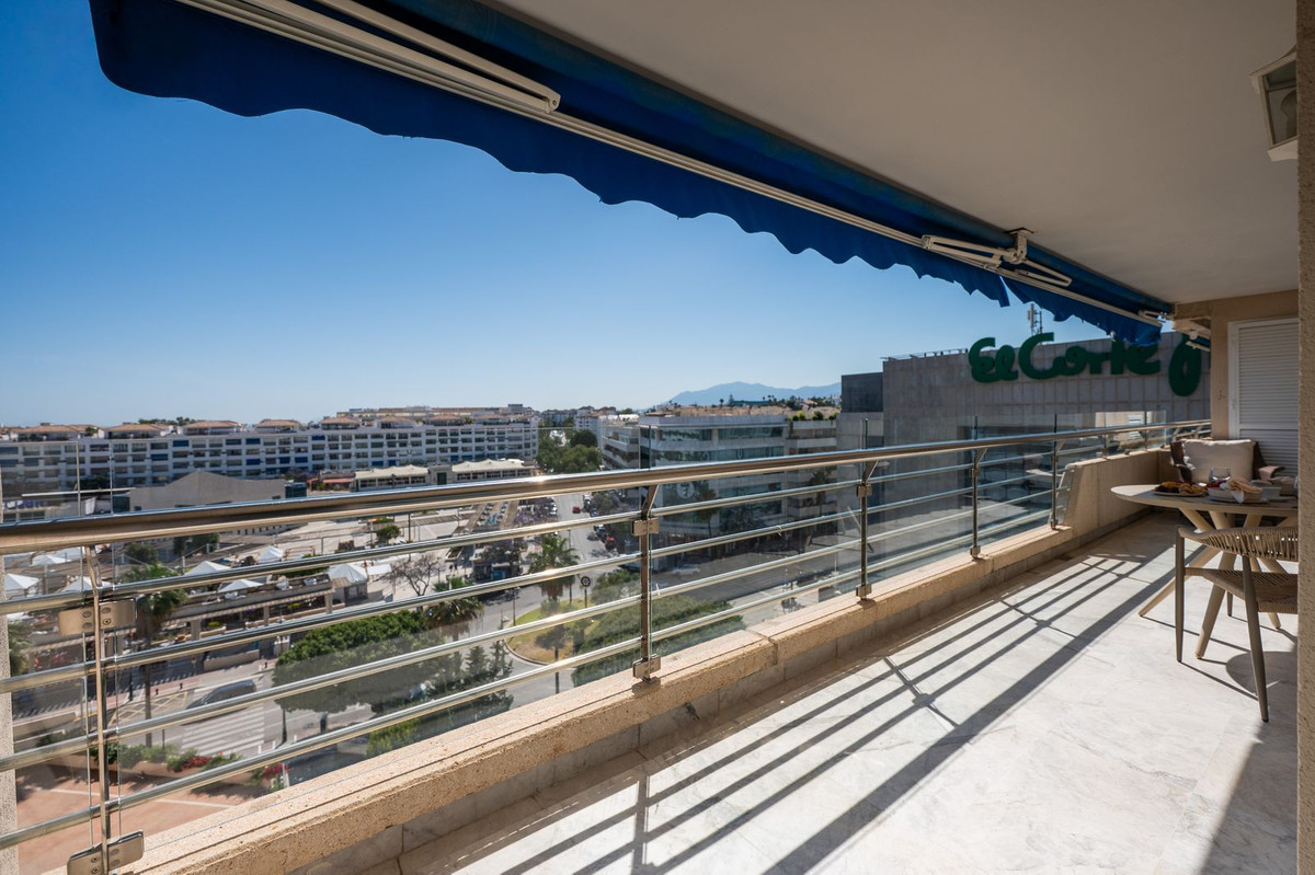 Se vende Apartamento Planta Media de 2 dormitorios en Costa Del Sol, Málaga, España