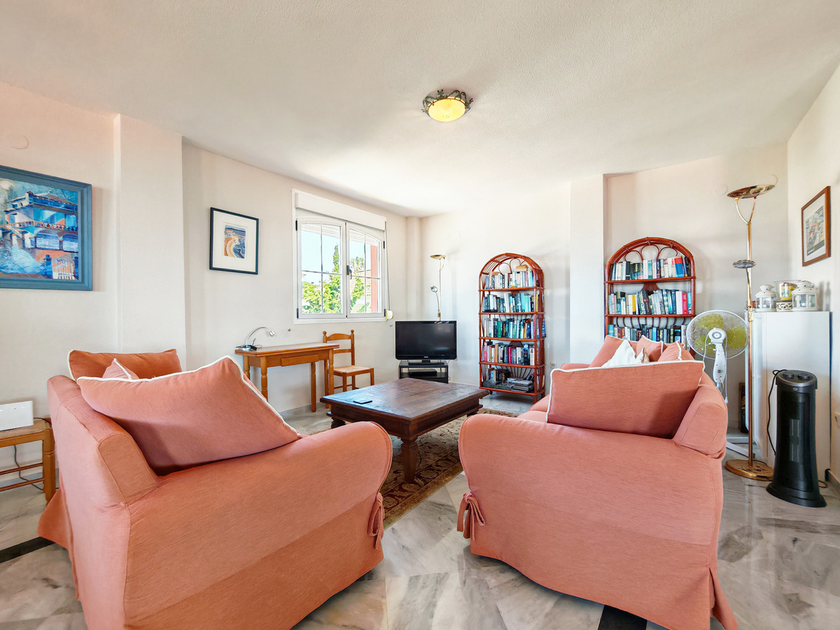 3 Bed Apartment for sale in Marbella Costa Del Sol, Málaga, Spain