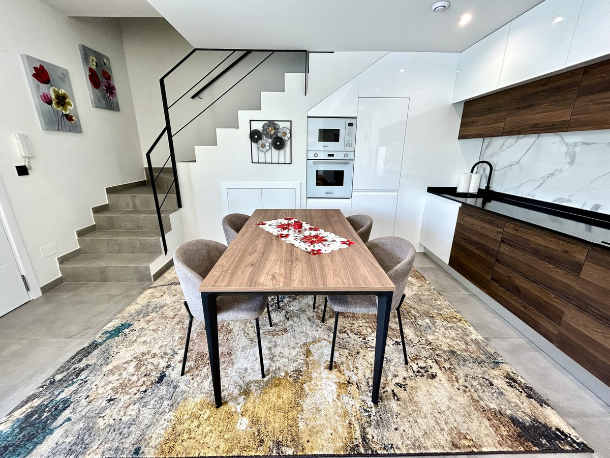 2 Bed Townhouse for sale in Villamartin Costa Blanca, Alicante, Spain