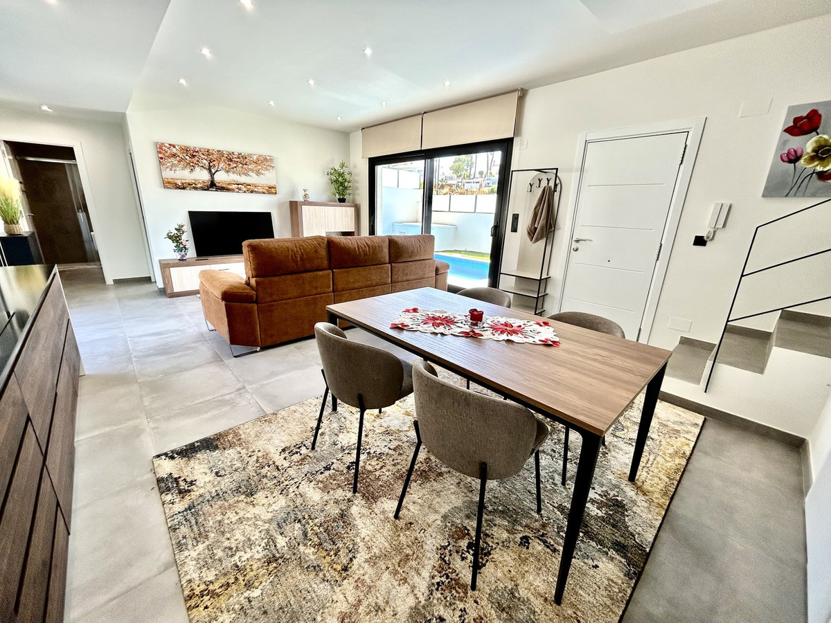 2 Bed Townhouse for sale in Villamartin Costa Blanca, Alicante, Spain
