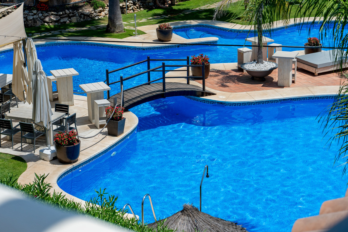 3 Bed Apartment for sale in Nueva Andalucía Costa Del Sol, Málaga, Spain