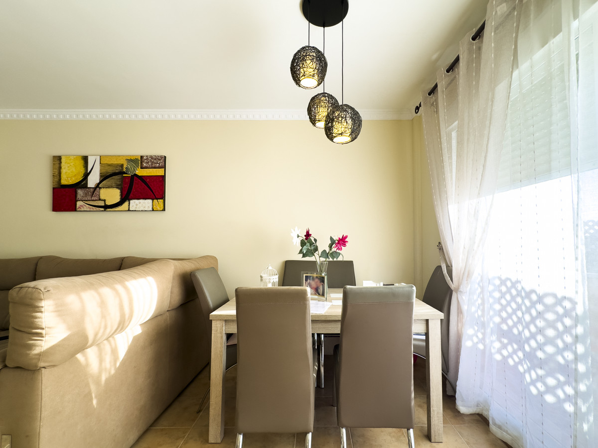 3 Bed Apartment for sale in Estepona Costa Del Sol, Málaga, Spain