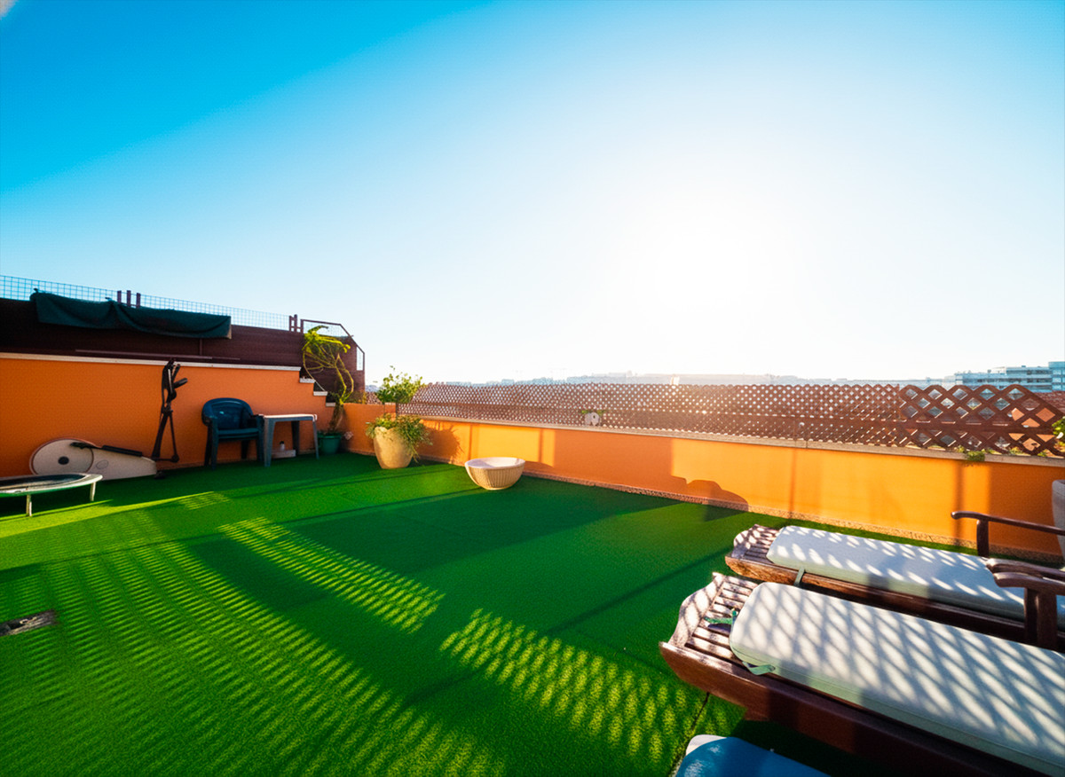 3 Bed Apartment for sale in Estepona Costa Del Sol, Málaga, Spain