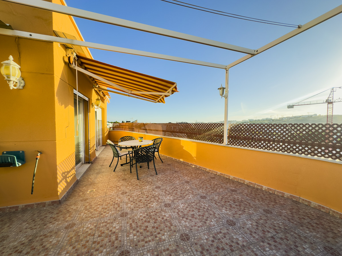 3 Bed Apartment for sale in Estepona Costa Del Sol, Málaga, Spain