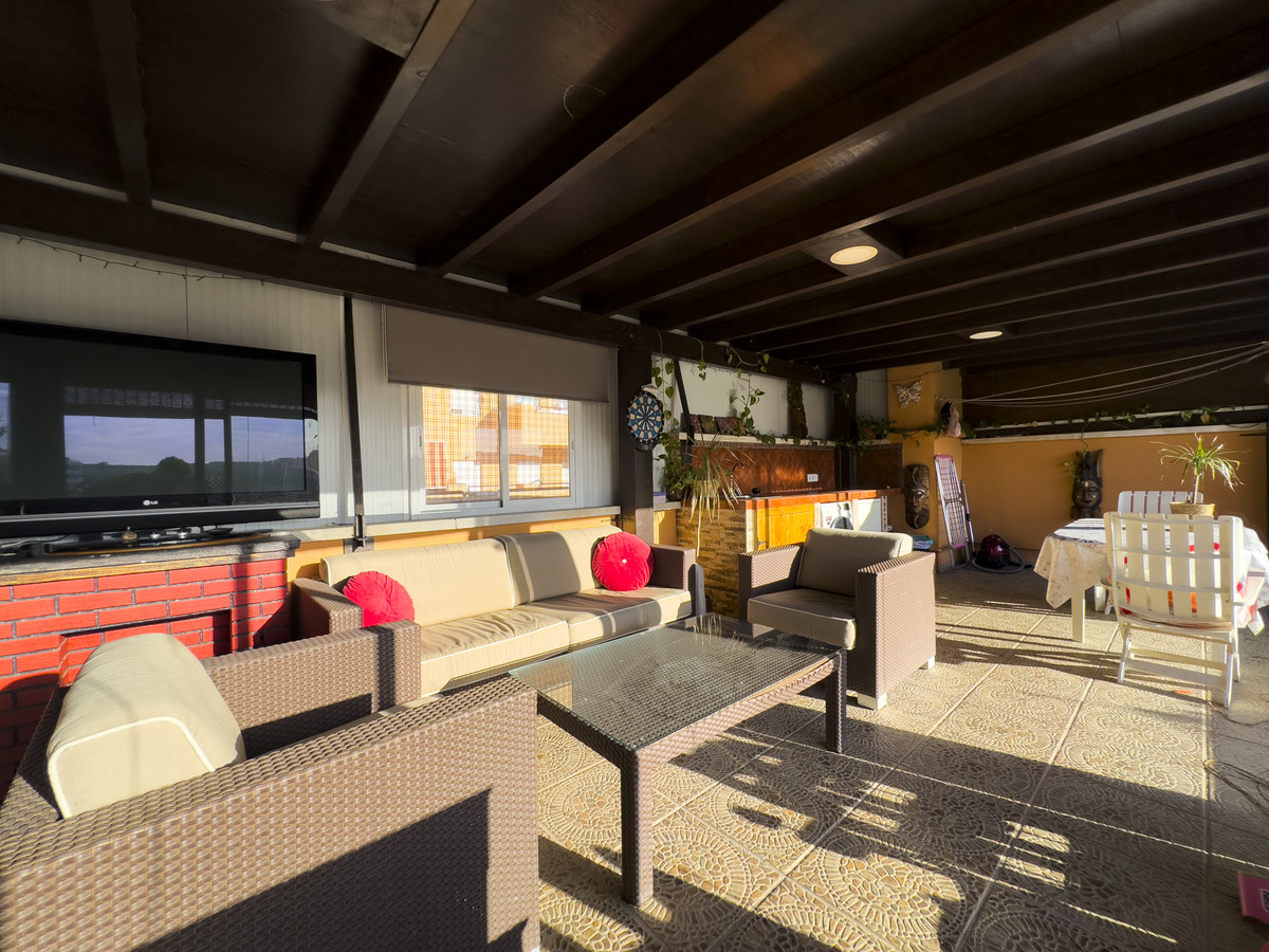 3 Bed Apartment for sale in Estepona Costa Del Sol, Málaga, Spain