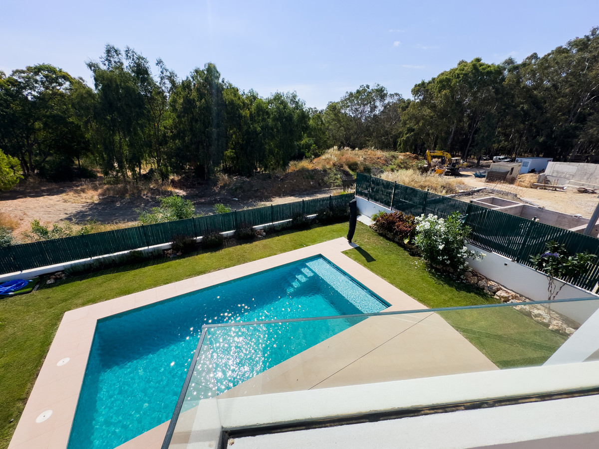 4 Bed Townhouse for sale in Estepona Costa Del Sol, Málaga, Spain