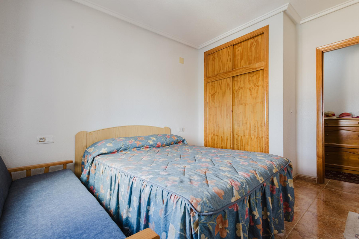 Se vende Apartamento Planta Baja de 3 dormitorios en Costa Blanca, Alicante, España