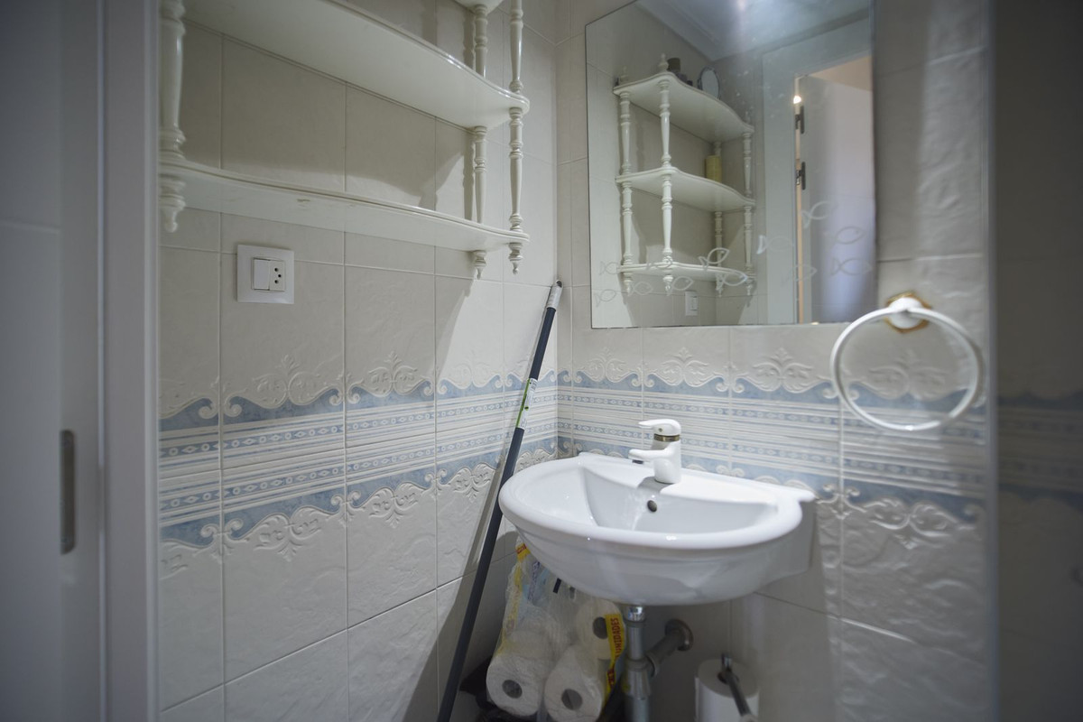Se vende Apartamento Planta Media de 3 dormitorios en Costa Blanca, Alicante, España