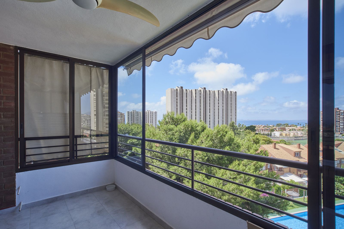 Se vende Apartamento Planta Media de 3 dormitorios en Costa Blanca, Alicante, España