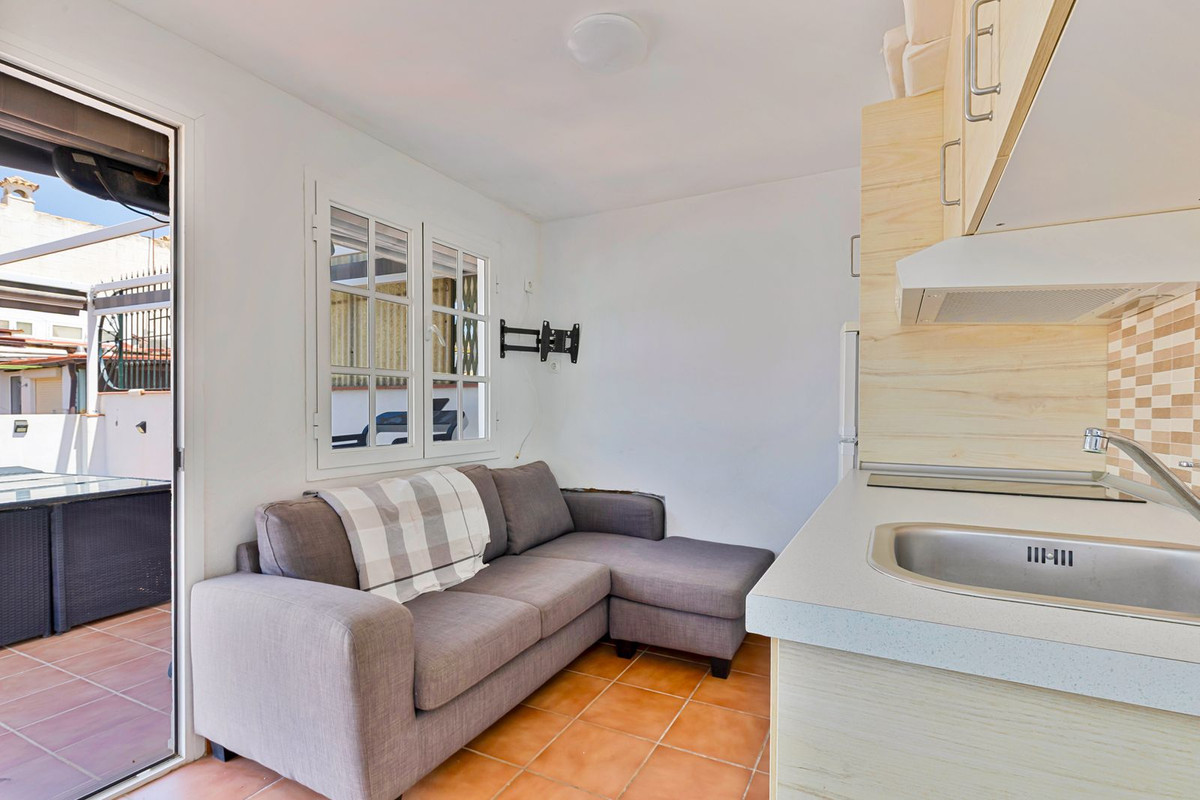 Se vende Apartamento en Planta Última de 4 dormitorios en Costa Del Sol, Málaga, España