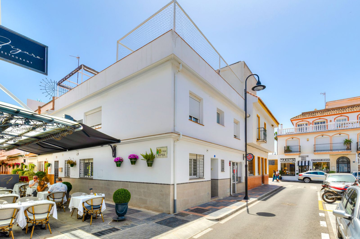 Se vende Apartamento en Planta Última de 4 dormitorios en Costa Del Sol, Málaga, España