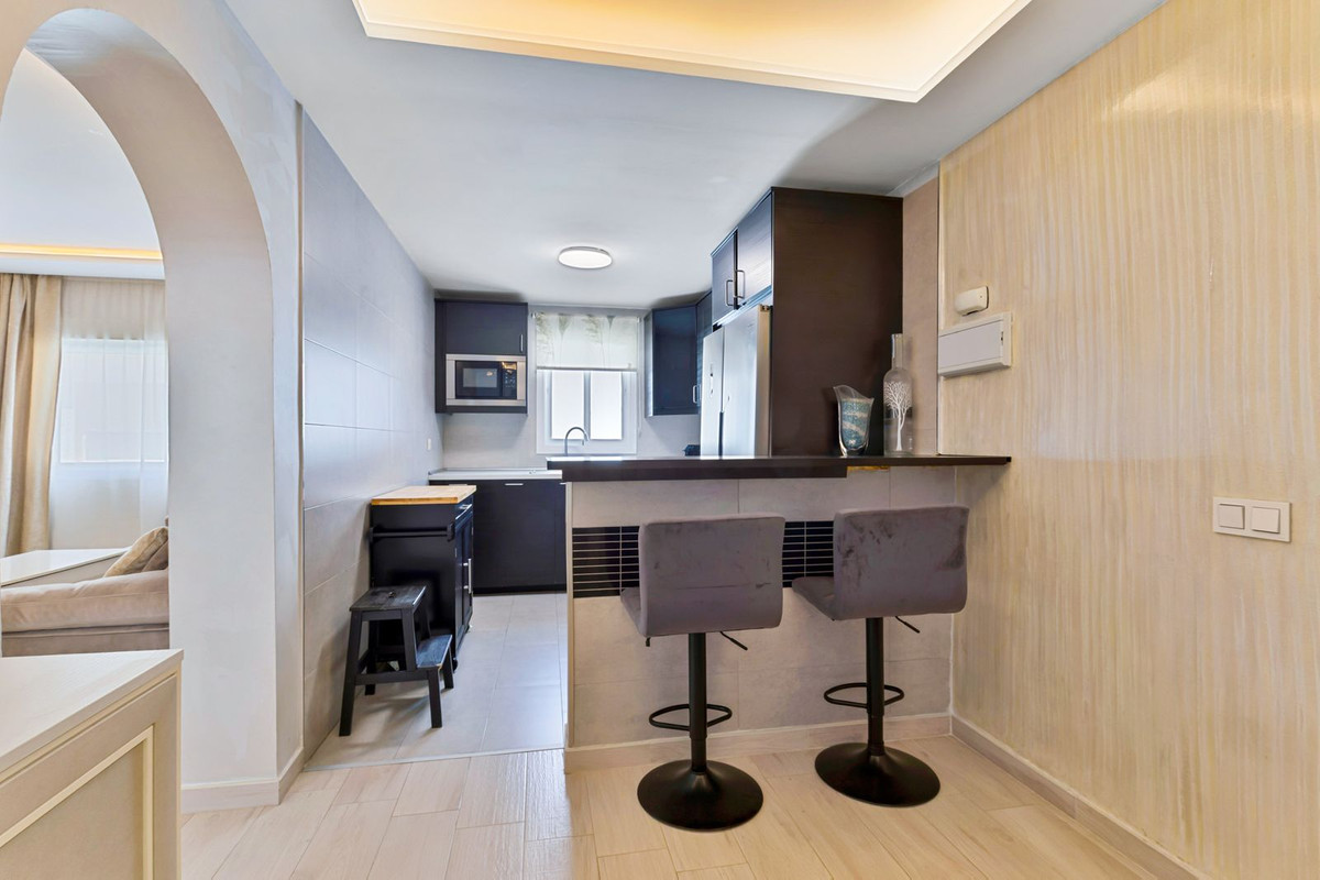 Se vende Apartamento en Planta Última de 4 dormitorios en Costa Del Sol, Málaga, España