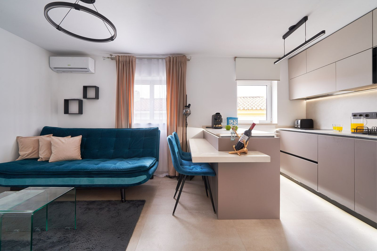 Se vende Apartamento Planta Media de 2 dormitorios en Costa Del Sol, Málaga, España