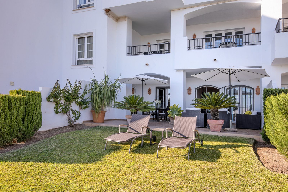 Se vende Apartamento Planta Baja de 3 dormitorios en Costa Del Sol, Málaga, España