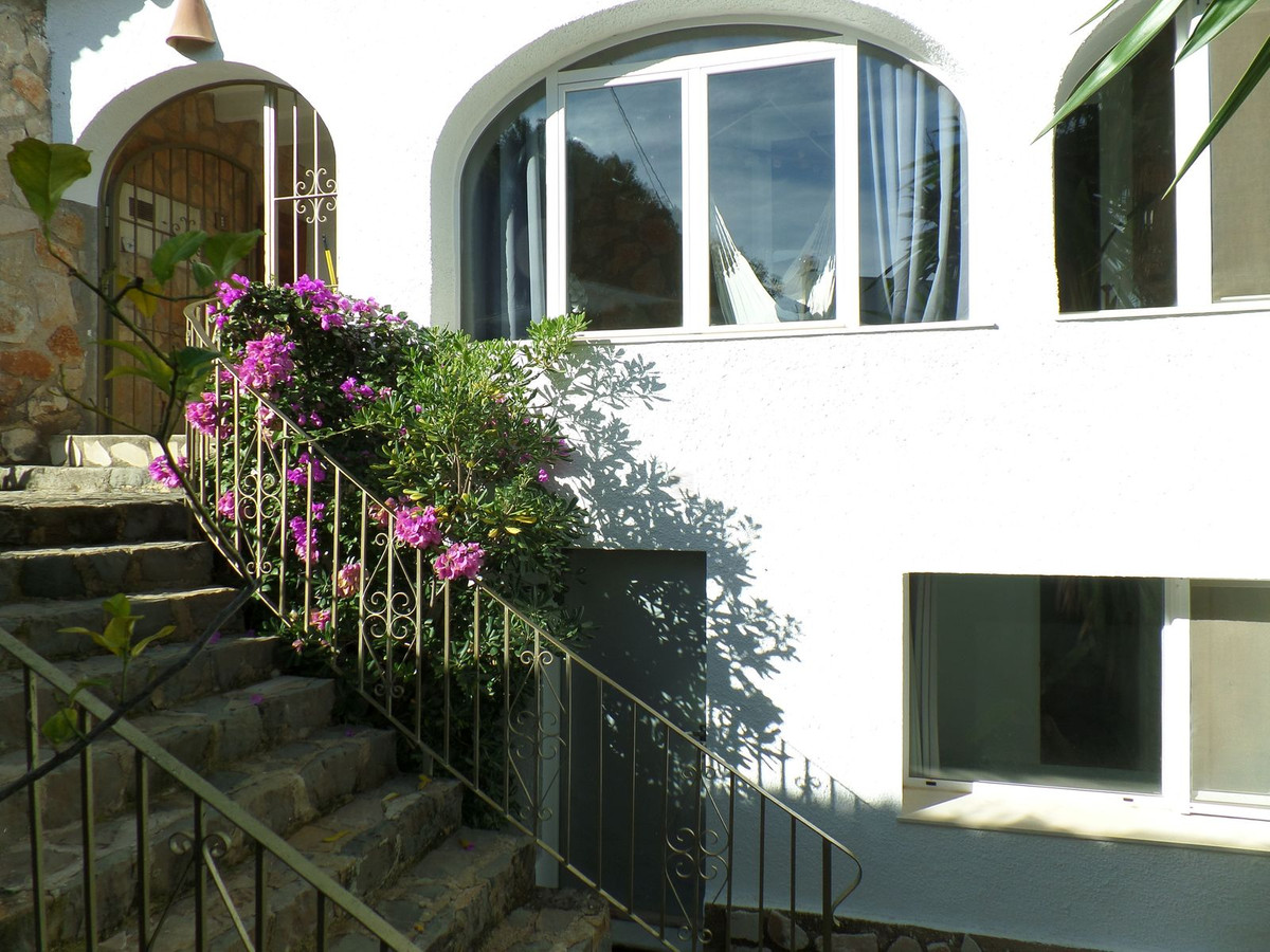 5 Bed Townhouse for sale in Benissa Coast Costa Blanca, Alicante, Spain