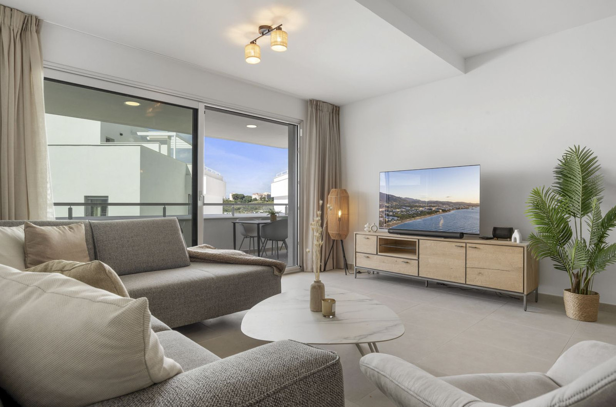 Se vende Apartamento Planta Media de 3 dormitorios en Costa Del Sol, Málaga, España