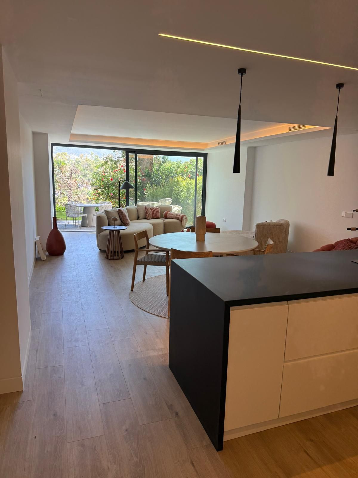 1 Bed Apartment for sale in Nueva Andalucía Costa Del Sol, Málaga, Spain