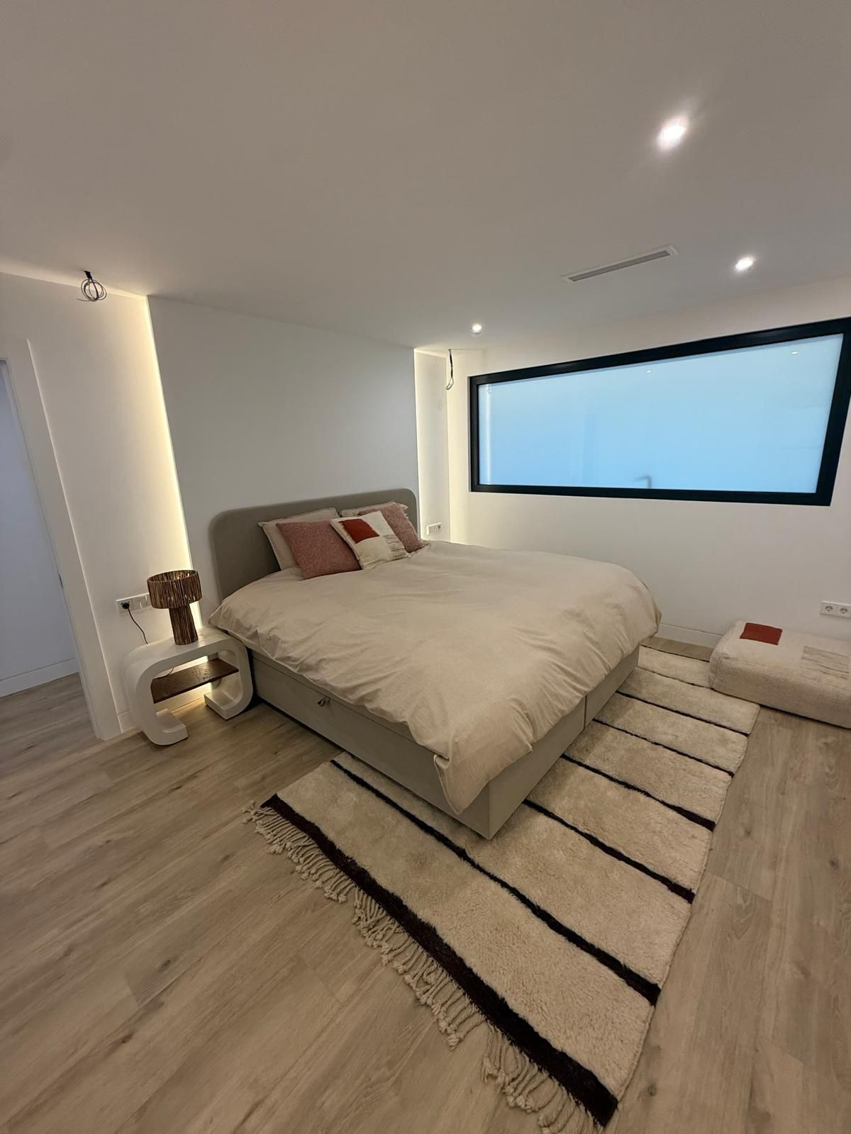 1 Bed Apartment for sale in Nueva Andalucía Costa Del Sol, Málaga, Spain