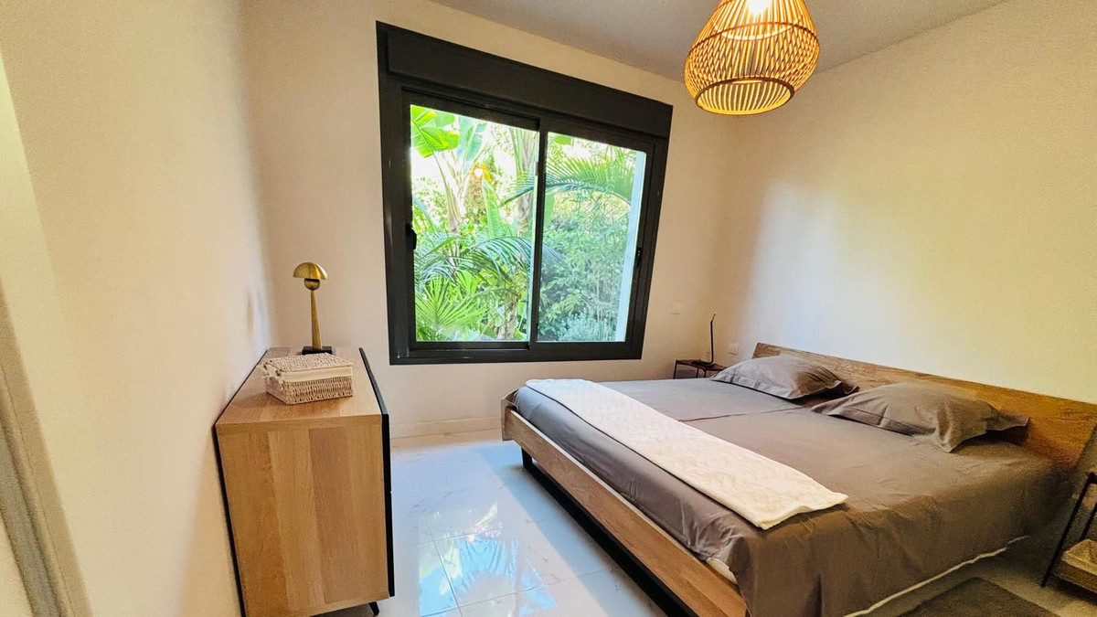 Se vende Apartamento Planta Baja de 3 dormitorios en Costa Del Sol, Málaga, España