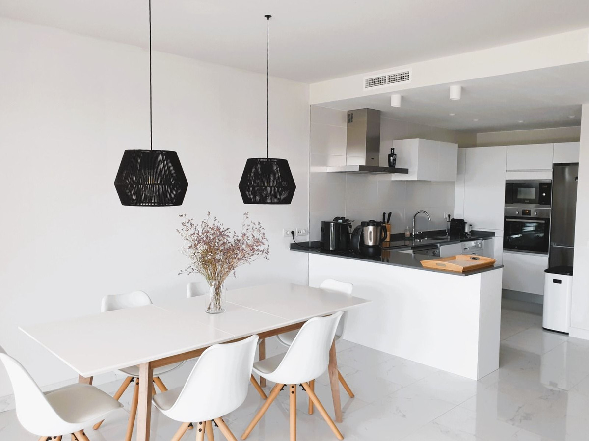 Se vende Apartamento Planta Baja de 3 dormitorios en Costa Del Sol, Málaga, España