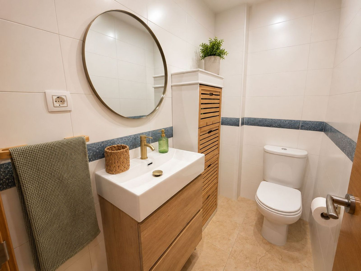 3 Bed Townhouse for sale in Casares Costa Del Sol, Málaga, Spain