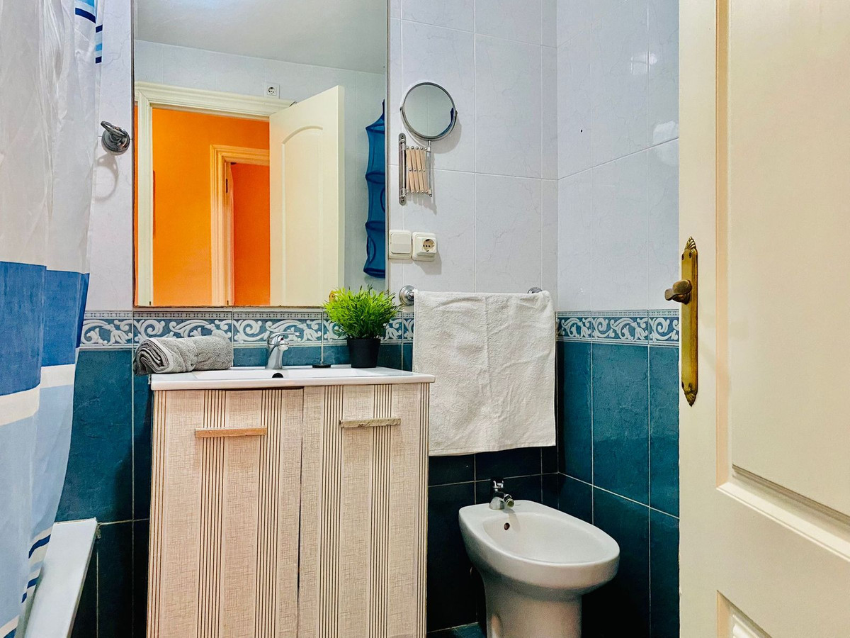 Se vende Apartamento Planta Baja de 2 dormitorios en Costa Del Sol, Málaga, España