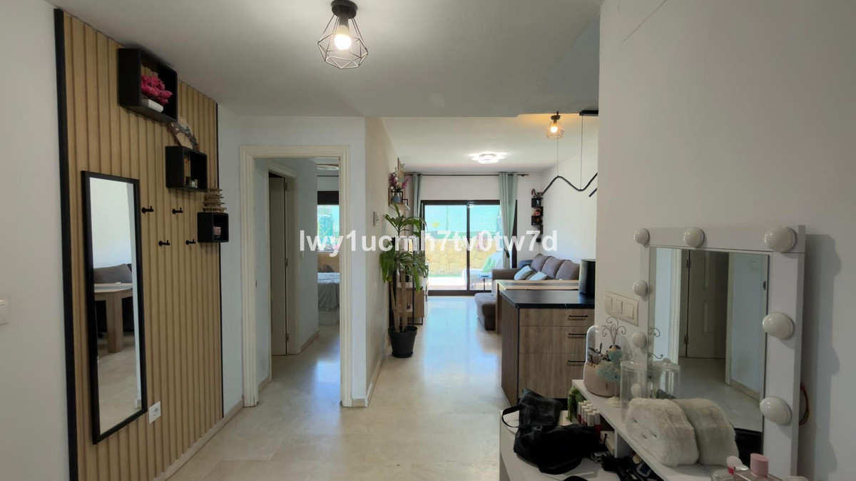 Se vende Apartamento Planta Baja de 2 dormitorios en Costa Del Sol, Málaga, España