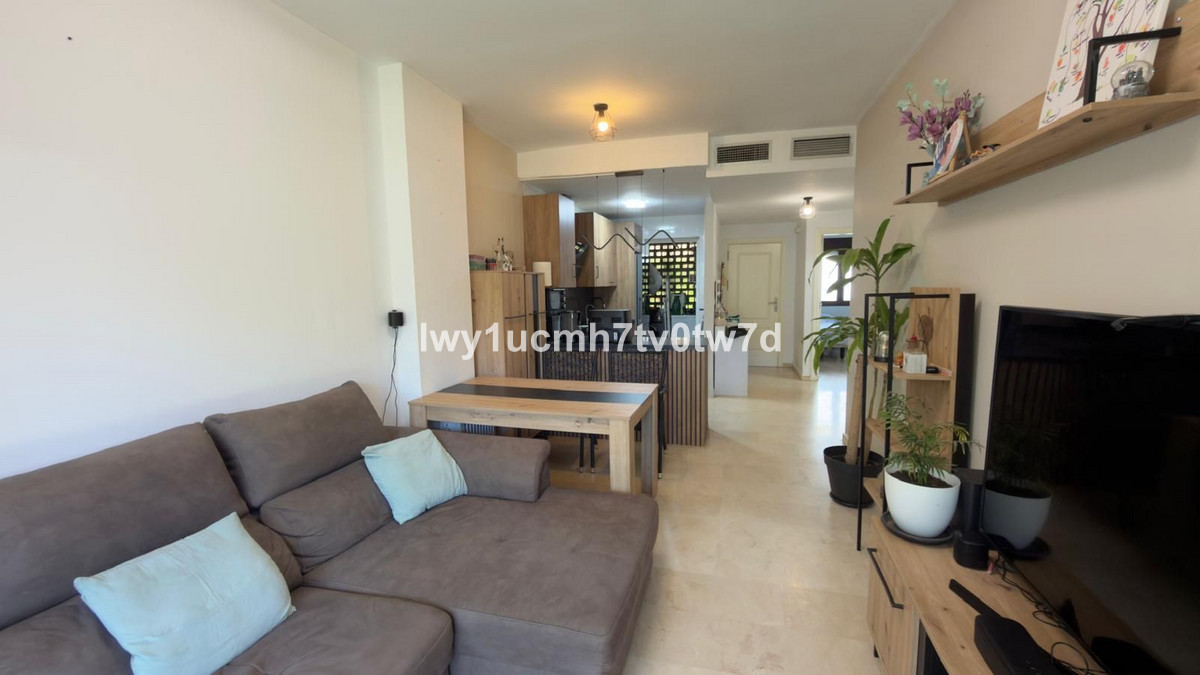 Se vende Apartamento Planta Baja de 2 dormitorios en Costa Del Sol, Málaga, España