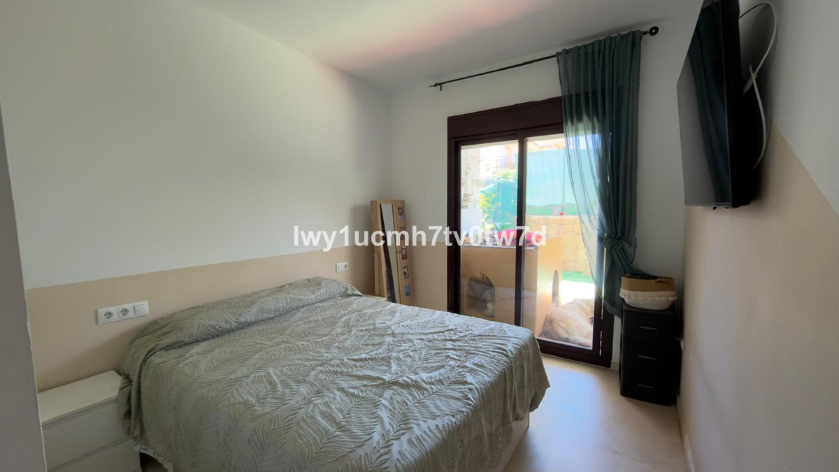 Se vende Apartamento Planta Baja de 2 dormitorios en Costa Del Sol, Málaga, España