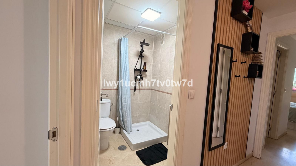 Se vende Apartamento Planta Baja de 2 dormitorios en Costa Del Sol, Málaga, España