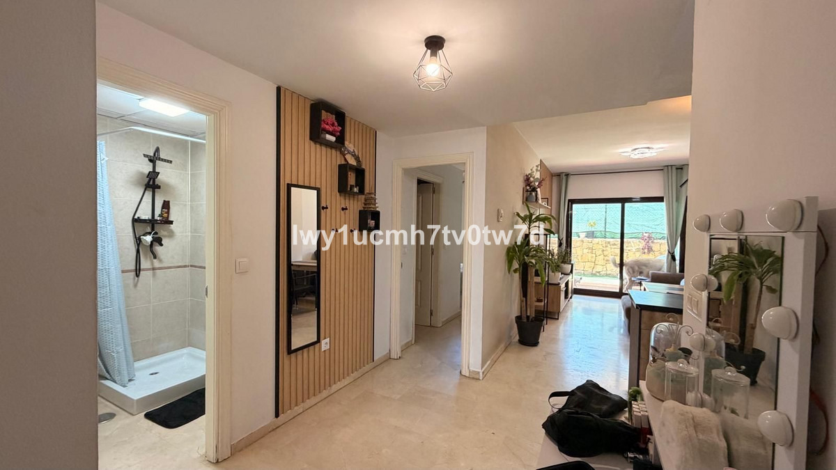 Se vende Apartamento Planta Baja de 2 dormitorios en Costa Del Sol, Málaga, España