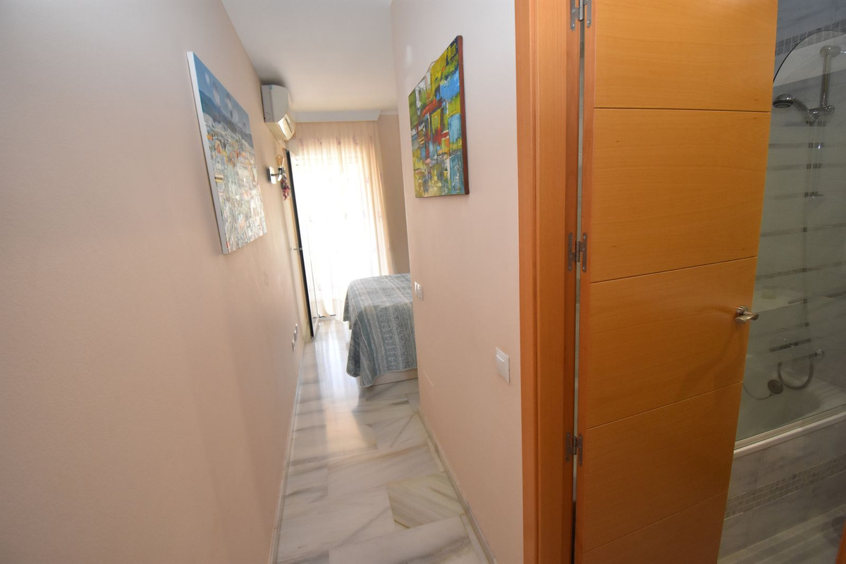 4 Bed Apartment for sale in Benalmadena Costa Costa Del Sol, Málaga, Spain