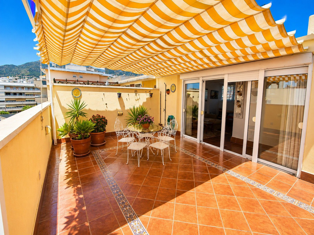 4 Bed Apartment for sale in Benalmadena Costa Costa Del Sol, Málaga, Spain