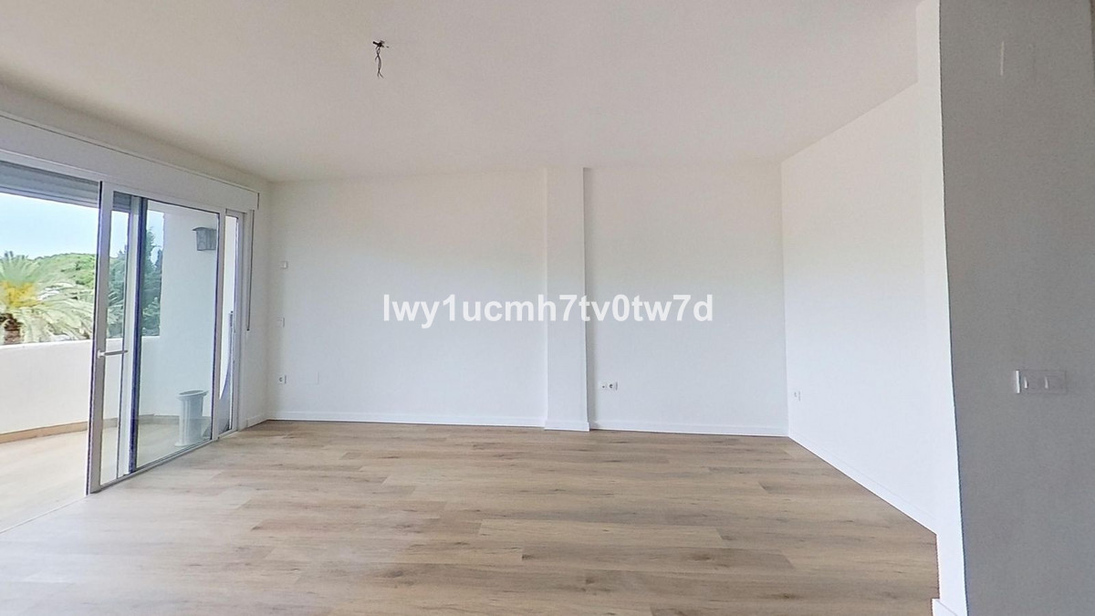 Apartment for sale in Marbella Costa Del Sol, Málaga, Spain