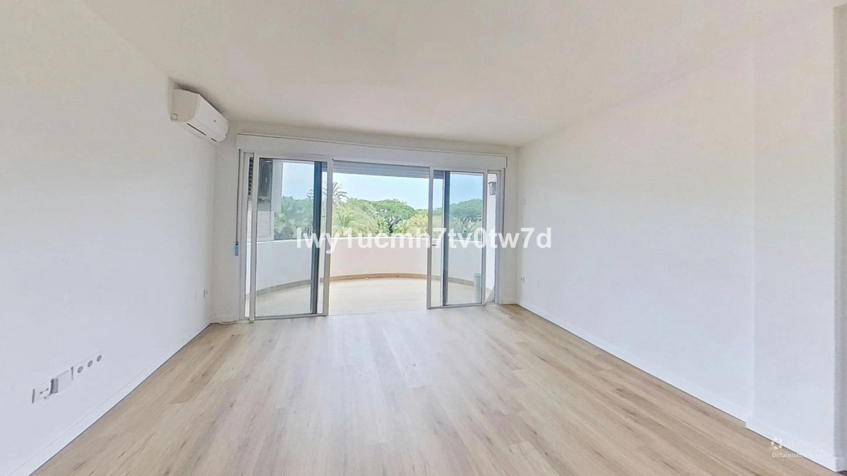 Apartment for sale in Marbella Costa Del Sol, Málaga, Spain