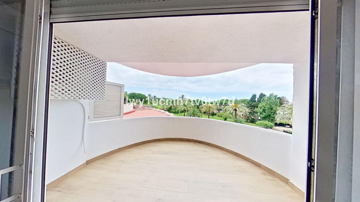 Apartment for sale in Marbella Costa Del Sol, Málaga, Spain