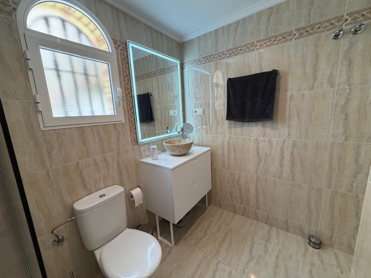 2 Bed Townhouse for sale in Villamartin Costa Blanca, Alicante, Spain