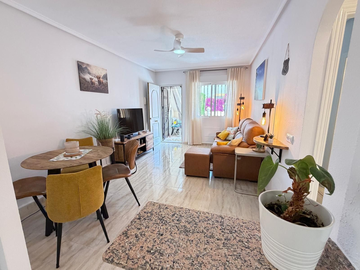 2 Bed Townhouse for sale in Villamartin Costa Blanca, Alicante, Spain