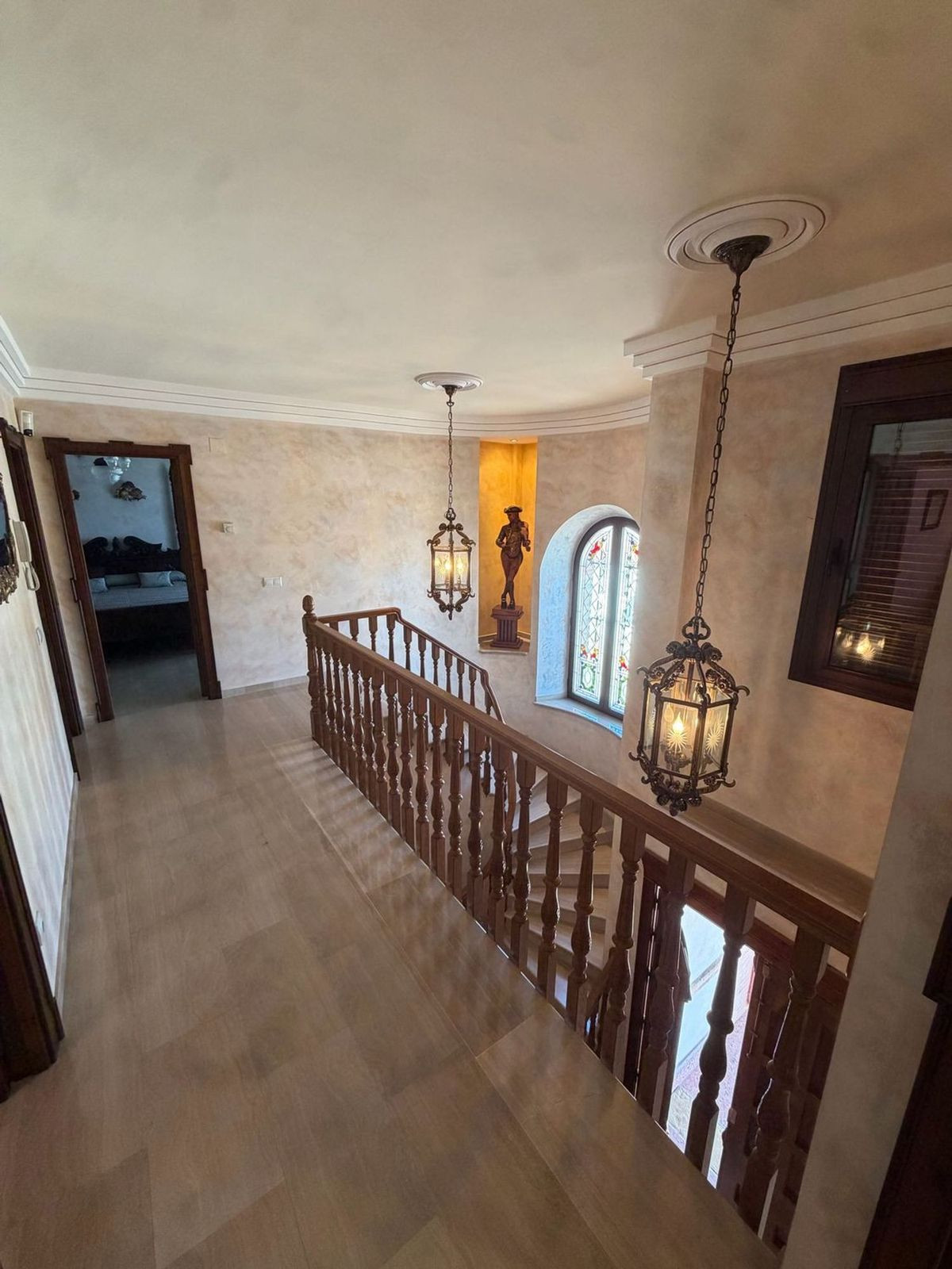 5 Bed Townhouse for sale in Antequera Costa Del Sol, Málaga, Spain
