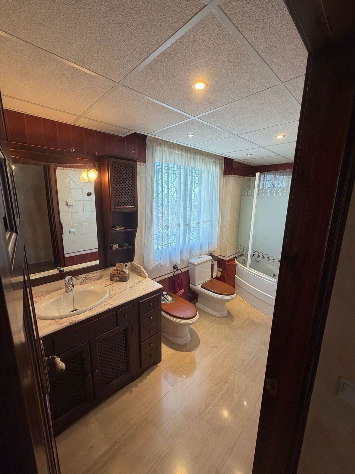 5 Bed Townhouse for sale in Antequera Costa Del Sol, Málaga, Spain