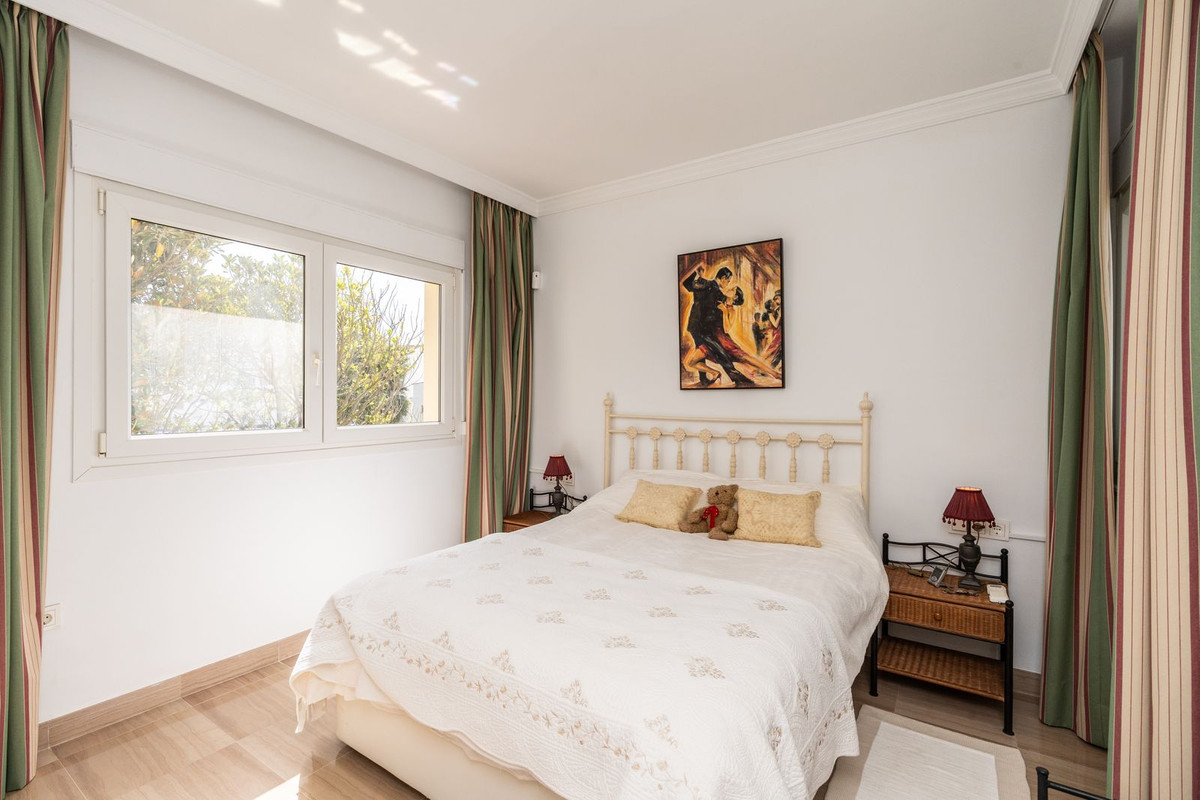 3 Bed Apartment for sale in Elviria Costa Del Sol, Málaga, Spain
