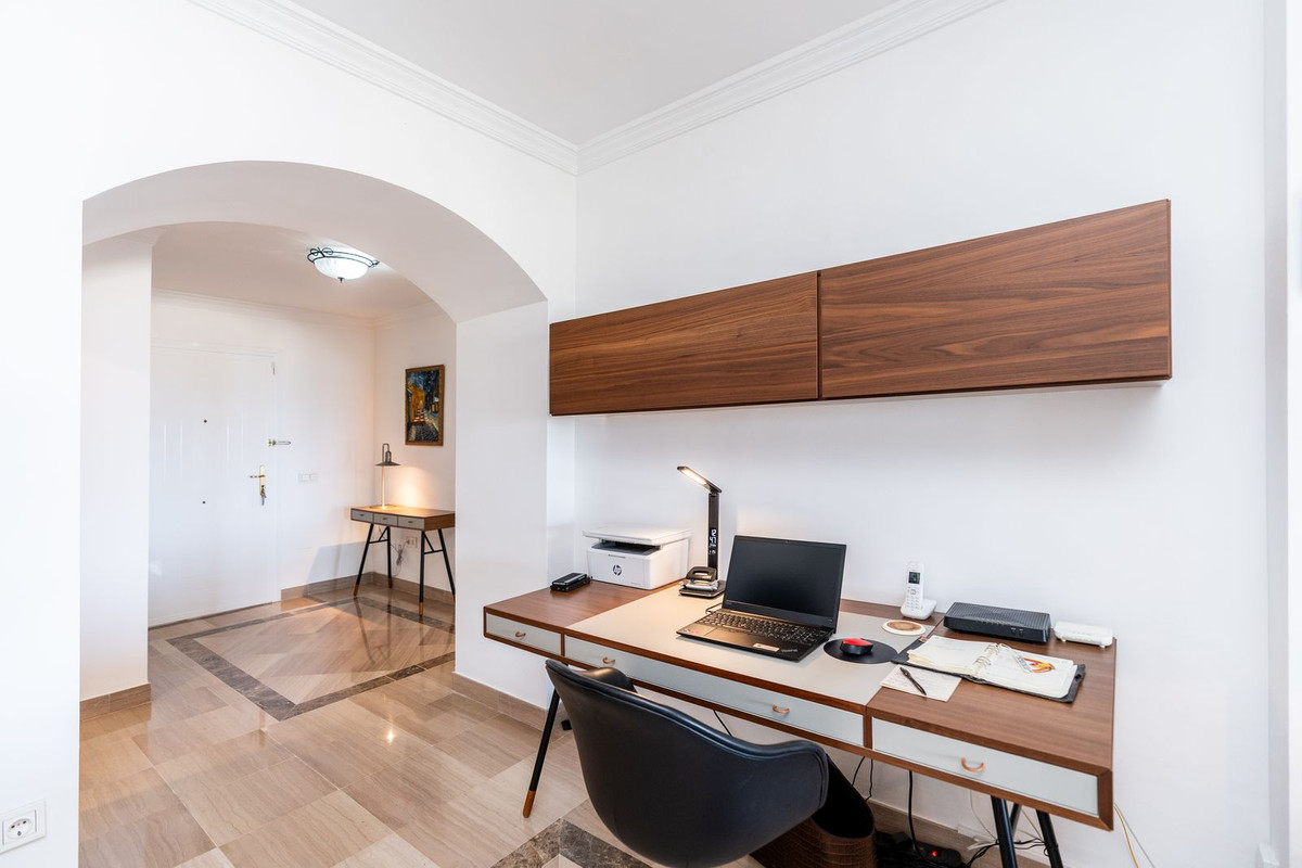 3 Bed Apartment for sale in Elviria Costa Del Sol, Málaga, Spain